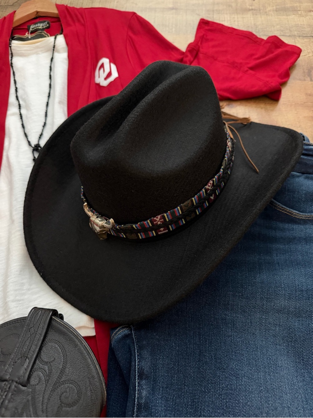 Black Cowboy Western Hat with Decorative Steer Band - Unbranded